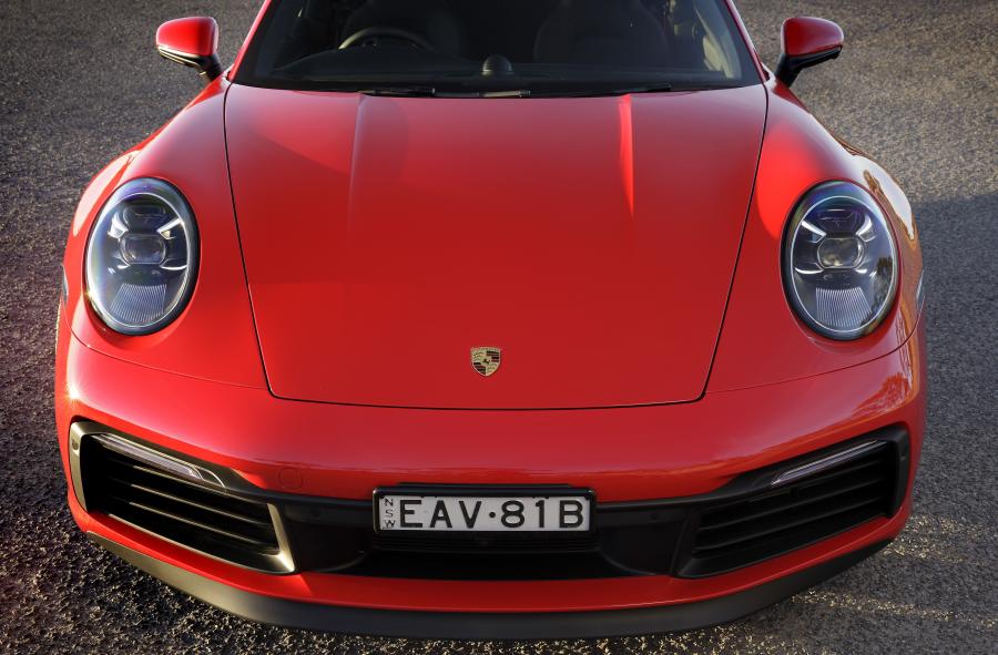 Детали экстерьера Porsche 911 Carrera S (992) 2019 года  (AU) (фото 27 из 40)